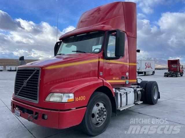 Volvo VNM Motrici e Trattori Stradali