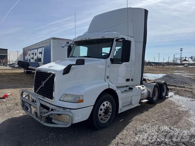 Volvo VNM Motrici e Trattori Stradali