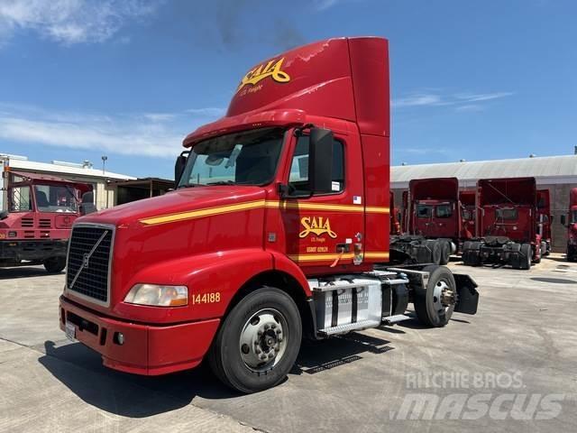 Volvo VNM Motrici e Trattori Stradali