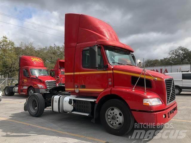 Volvo VNM Motrici e Trattori Stradali