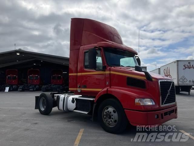 Volvo VNM Motrici e Trattori Stradali