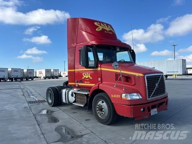 Volvo VNM Motrici e Trattori Stradali