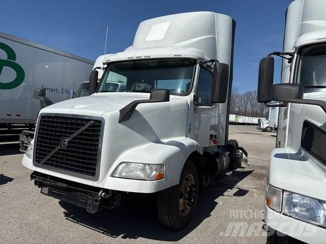 Volvo VNM Motrici e Trattori Stradali