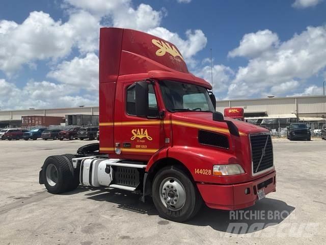 Volvo VNM Motrici e Trattori Stradali