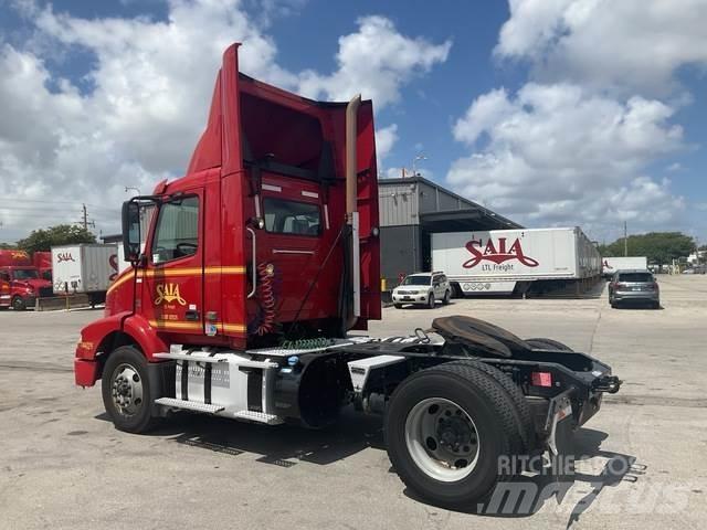 Volvo VNM Motrici e Trattori Stradali