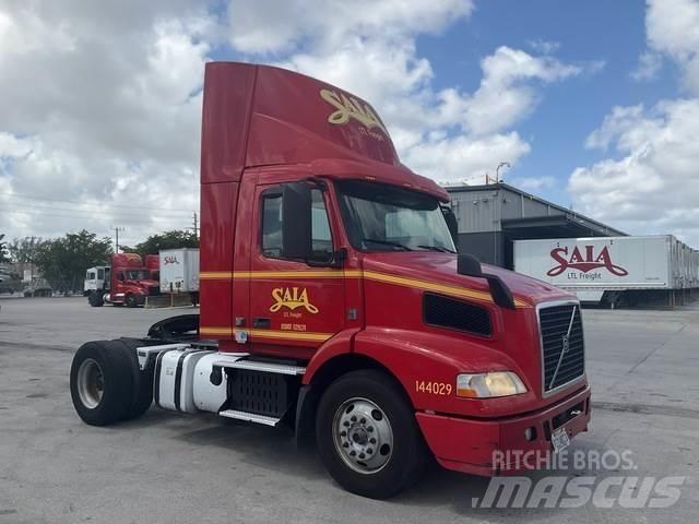 Volvo VNM Motrici e Trattori Stradali