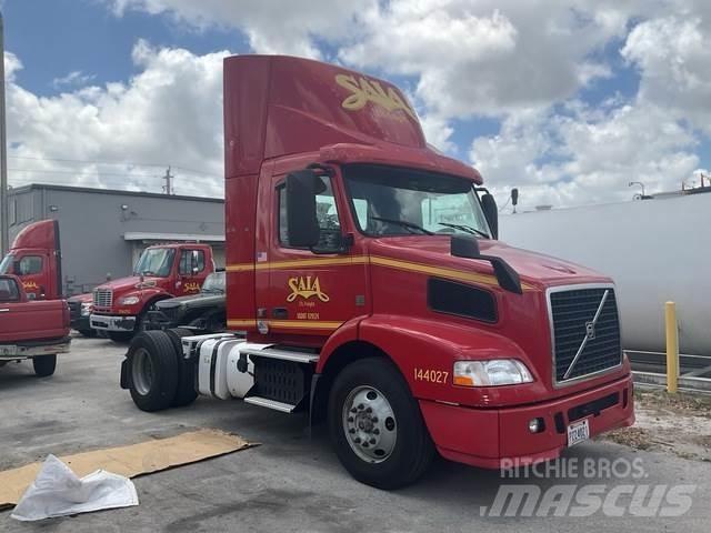 Volvo VNM Motrici e Trattori Stradali