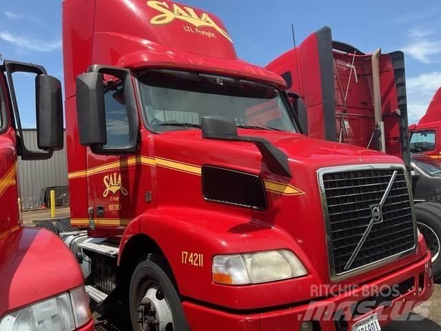 Volvo VNM Motrici e Trattori Stradali
