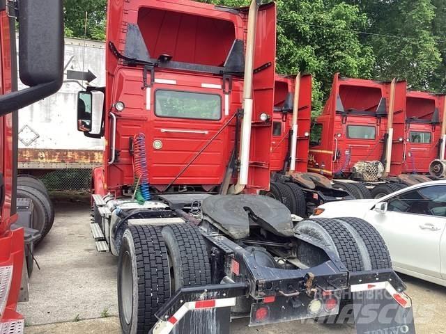 Volvo VNM Motrici e Trattori Stradali