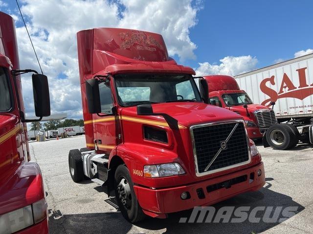 Volvo VNM Motrici e Trattori Stradali