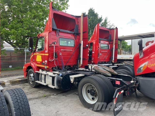 Volvo VNM Motrici e Trattori Stradali