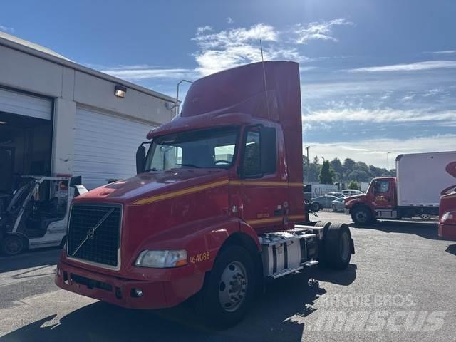 Volvo VNM Motrici e Trattori Stradali
