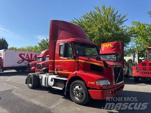 Volvo VNM Motrici e Trattori Stradali