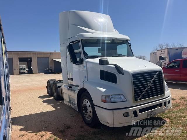 Volvo VNM Motrici e Trattori Stradali