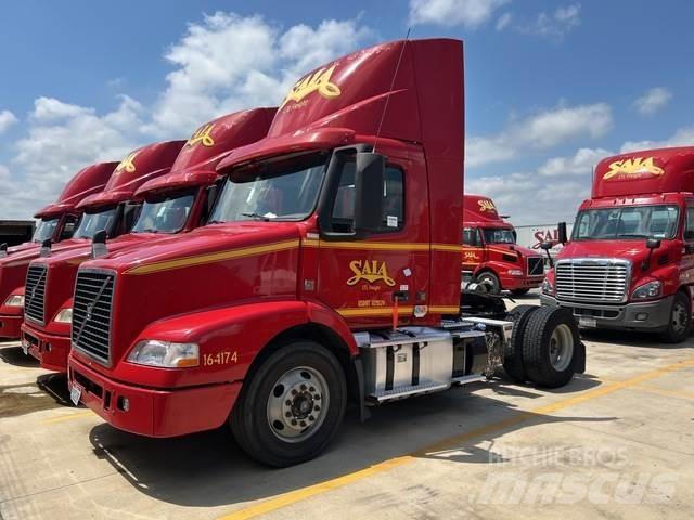 Volvo VNM Motrici e Trattori Stradali