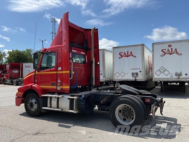 Volvo VNM Motrici e Trattori Stradali