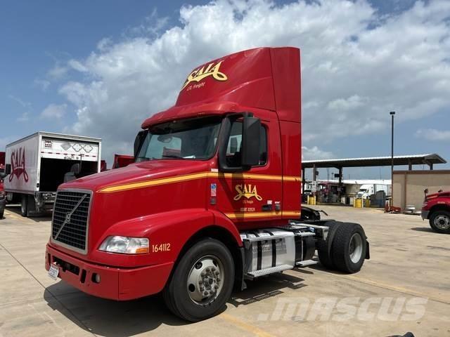 Volvo VNM Motrici e Trattori Stradali