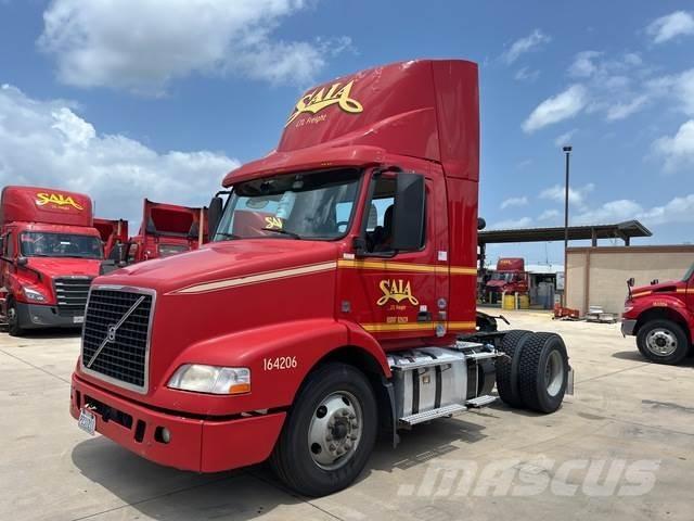 Volvo VNM Motrici e Trattori Stradali