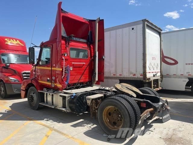 Volvo VNM Motrici e Trattori Stradali