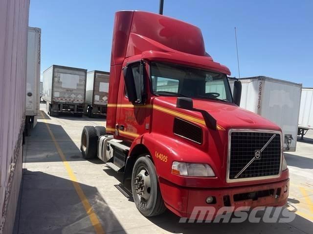 Volvo VNM Motrici e Trattori Stradali