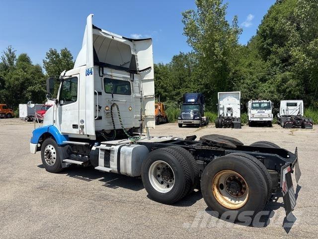 Volvo VNM Motrici e Trattori Stradali