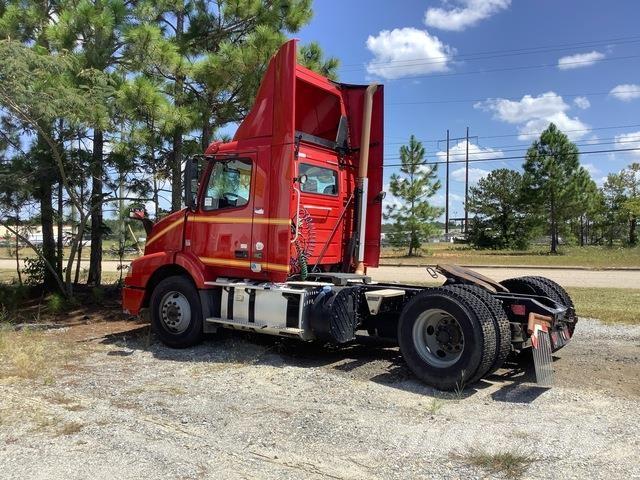 Volvo VNM Motrici e Trattori Stradali