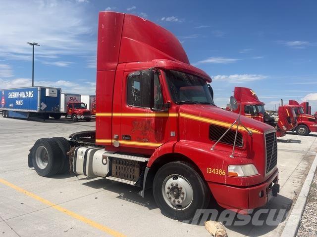 Volvo VNM Motrici e Trattori Stradali