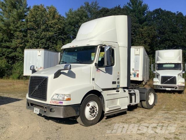 Volvo VNM Motrici e Trattori Stradali