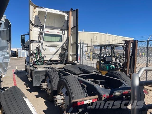 Volvo VNM Motrici e Trattori Stradali