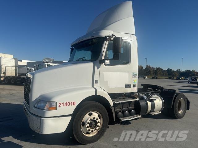 Volvo VNM42 Motrici e Trattori Stradali