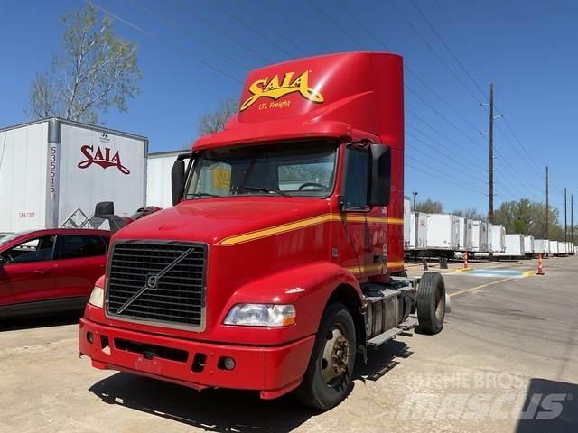Volvo VNM42T Motrici e Trattori Stradali