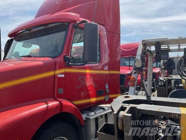 Volvo VNM42T Motrici e Trattori Stradali