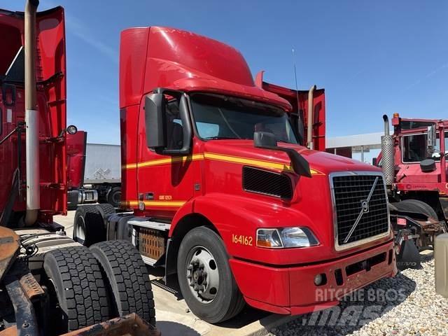Volvo VNM42T Motrici e Trattori Stradali