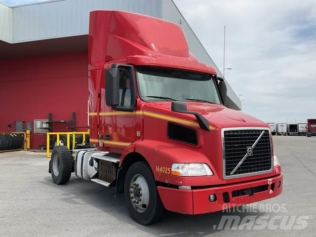 Volvo VNM42T Motrici e Trattori Stradali