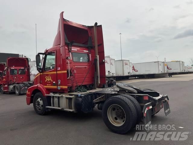 Volvo VNM42T Motrici e Trattori Stradali