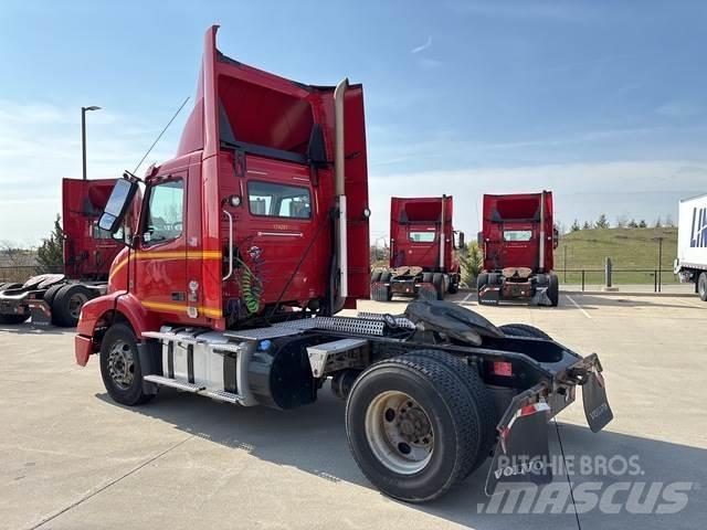Volvo VNM42T Motrici e Trattori Stradali