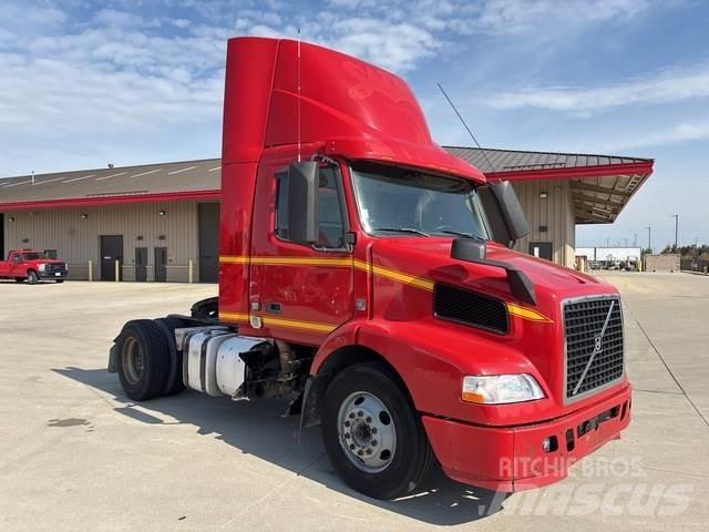 Volvo VNM42T Motrici e Trattori Stradali