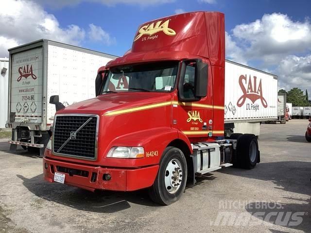 Volvo VNM42T Motrici e Trattori Stradali