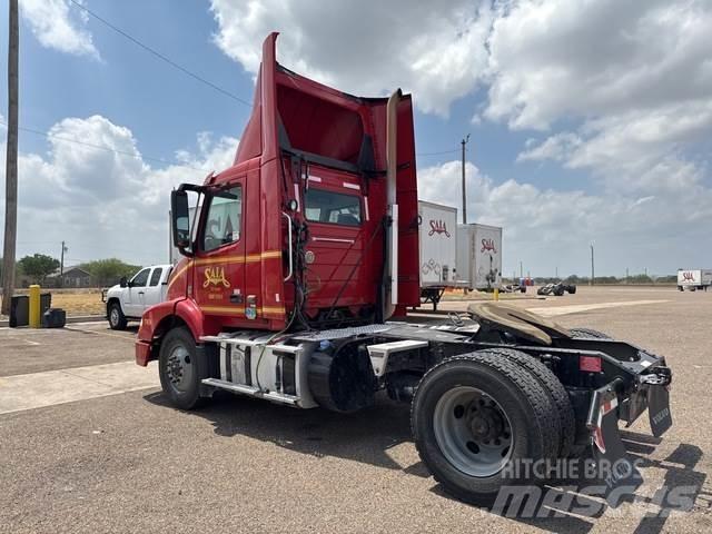 Volvo VNM42T Motrici e Trattori Stradali