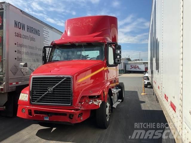 Volvo VNM42T Motrici e Trattori Stradali