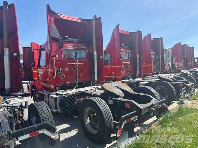 Volvo VNM42T Motrici e Trattori Stradali