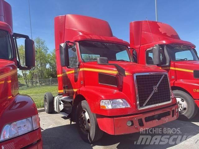 Volvo VNM42T Motrici e Trattori Stradali