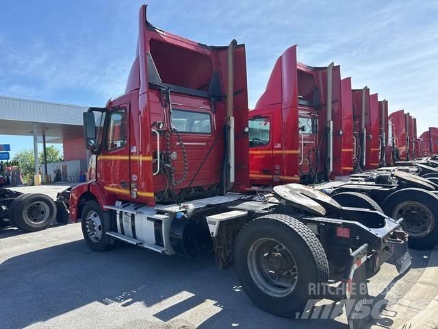 Volvo VNM42T Motrici e Trattori Stradali