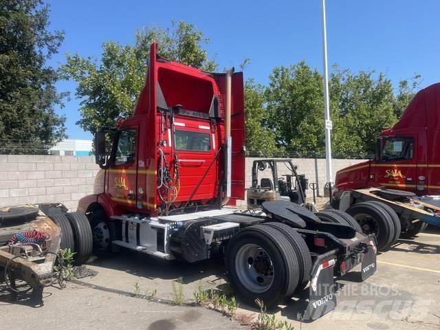 Volvo VNM42T Motrici e Trattori Stradali