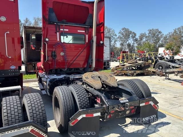 Volvo VNM42T Motrici e Trattori Stradali