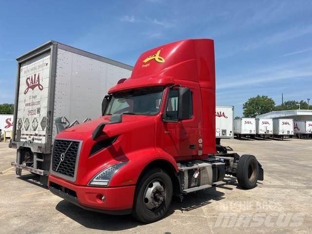 Volvo VNM42T Motrici e Trattori Stradali