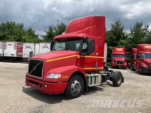 Volvo VNM42T Motrici e Trattori Stradali