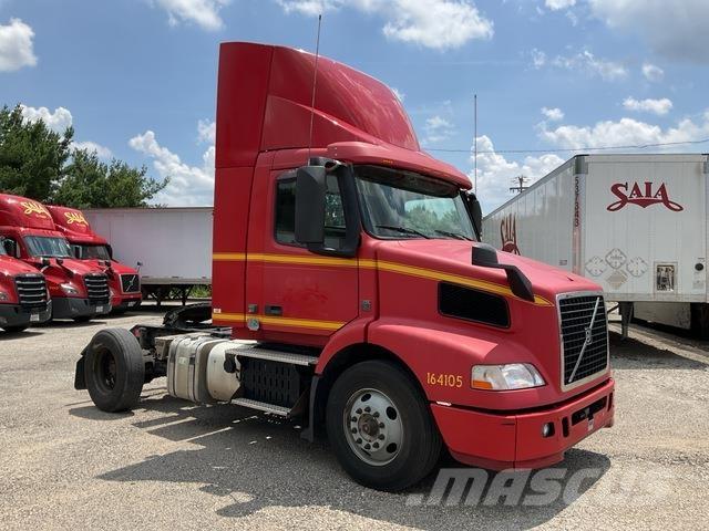 Volvo VNM42T Motrici e Trattori Stradali