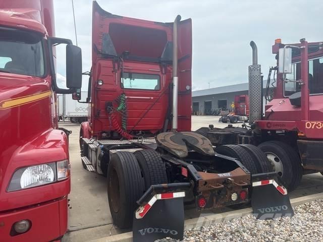Volvo VNM42T Motrici e Trattori Stradali