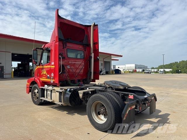 Volvo VNM42T Motrici e Trattori Stradali
